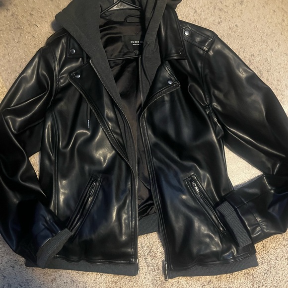 Torrid Black Leather Bomber Jacket - Picture 5 of 8